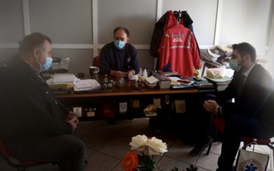 Συνάντηση Γιάννη Σαρακιώτη με στελέχη του Εθνικού Κέντρου Άμεσης Βοήθειας (Ε.Κ.Α.Β.)