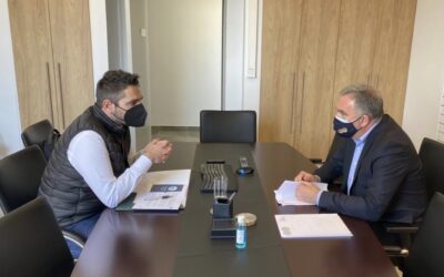 Με το Δήμαρχο Λαμιέων έκλεισε τον κύκλο των συναντήσεων εργασίας με τους Δημάρχους της Φθιώτιδας ο Γ. Σαρακιώτης